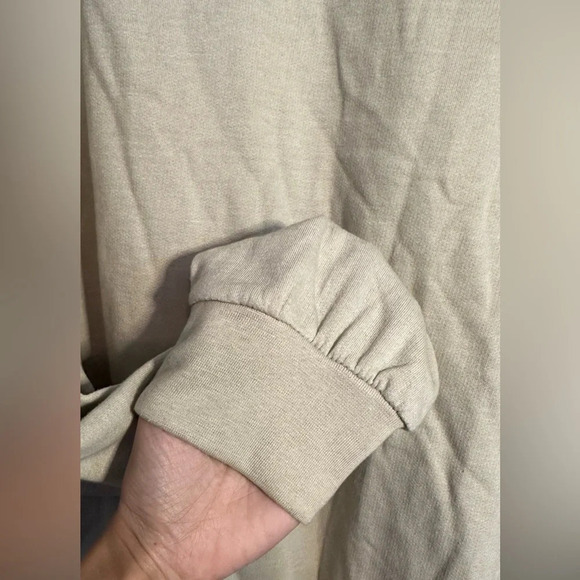 NWT Playboy Crewneck Sweatshirt Beige Khaki Color Size XL - Picture 6 of 8